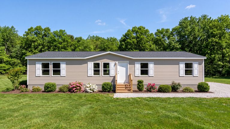 Official exterior image of the TRU Cedar manufactured home