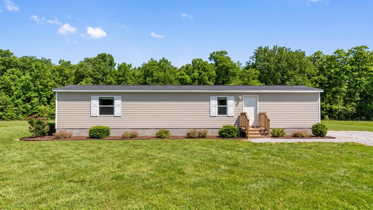 Official exterior image of the TRU Dogwood manufactured home